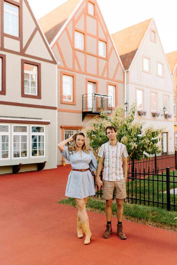 Couples Portraits in Stoudburg Village in Reinholds Pennsylvia, Couples Photography in Pennsylvania, Utah Traveling Wedding Photographer