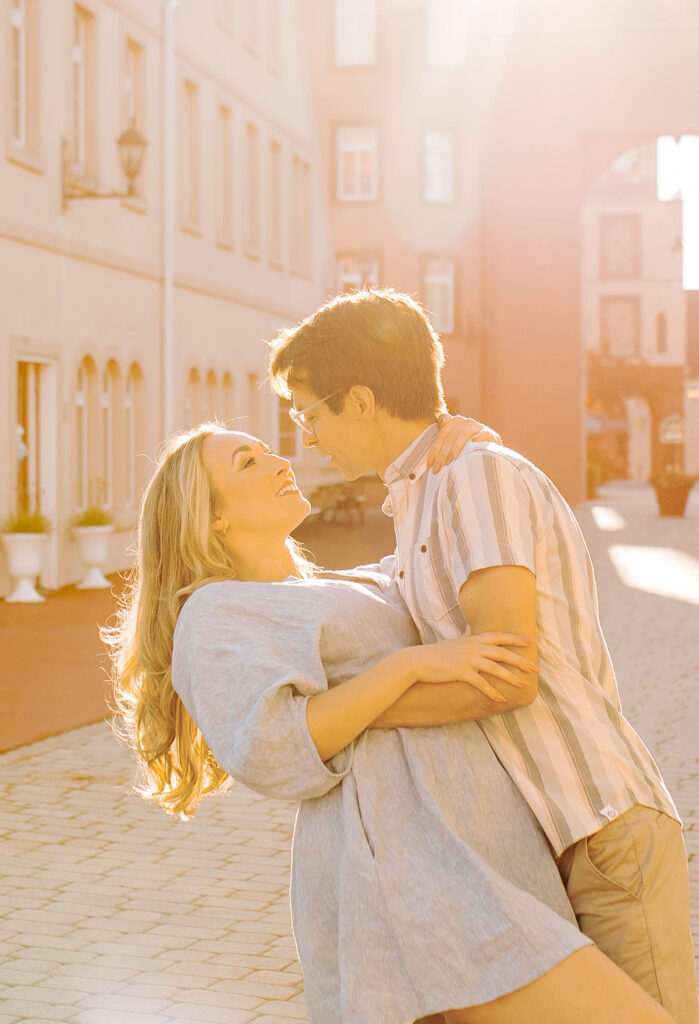Couples Portraits in Stoudburg Village in Reinholds Pennsylvia, Couples Photography in Pennsylvania, Utah Traveling Wedding Photographer