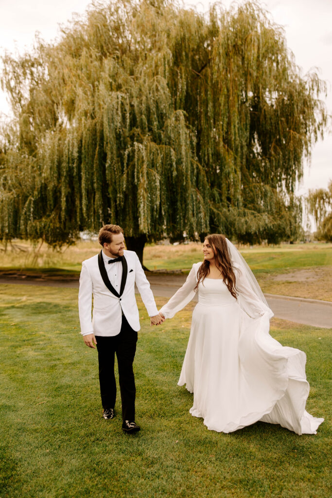 Sleepy Ridge Wedding in Orem Utah, Utah Wedding Photographer, Sleepy Ridge Weddings