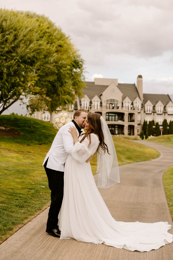 Sleepy Ridge Wedding in Orem Utah, Utah Wedding Photographer, Sleepy Ridge Weddings