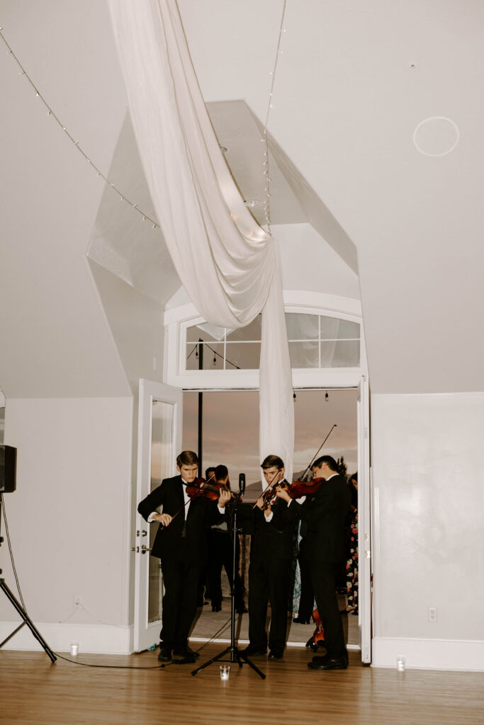 Sleepy Ridge Wedding in Orem Utah, Utah Wedding Photographer, Sleepy Ridge Weddings