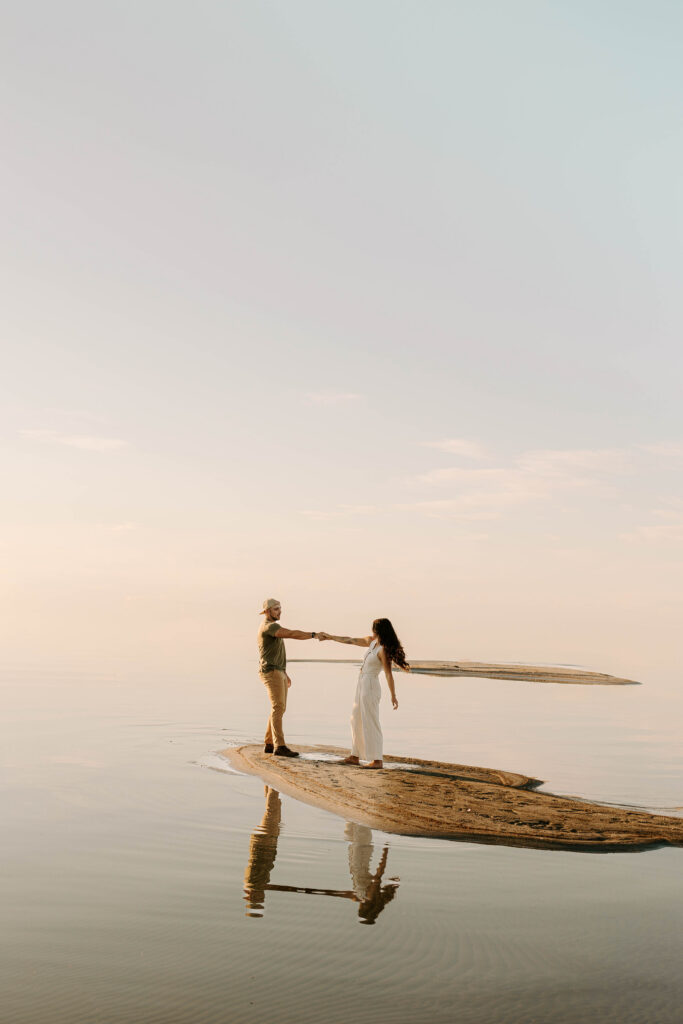 Utah Wedding Photographer at The Great Saltair, Engagement Photos in Utah, Wedding Photographer Utah County, Beach Engagement Photo Ideas, Utah Couples Photos