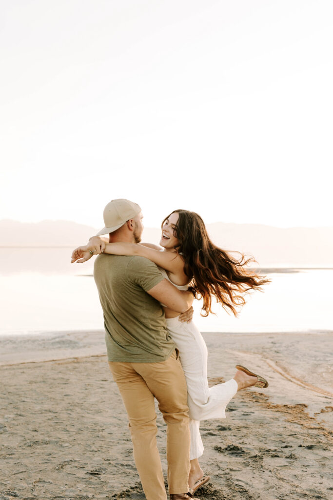 Utah Wedding Photographer at The Great Saltair, Engagement Photos in Utah, Wedding Photographer Utah County, Beach Engagement Photo Ideas, Utah Couples Photos