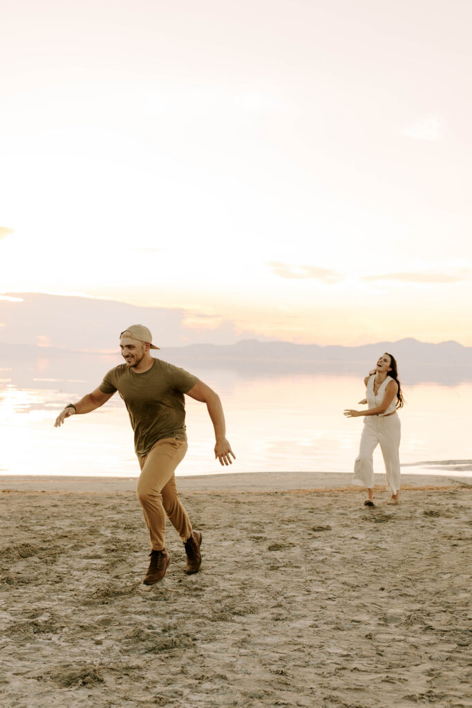 Utah Wedding Photographer at The Great Saltair, Engagement Photos in Utah, Wedding Photographer Utah County, Beach Engagement Photo Ideas, Utah Couples Photos